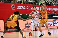 开元体育关于浙江稠州刷新队史纪录备战CBA常规赛赛前浙江队临场应变，网友：Uzi关键时刻险胜的信息