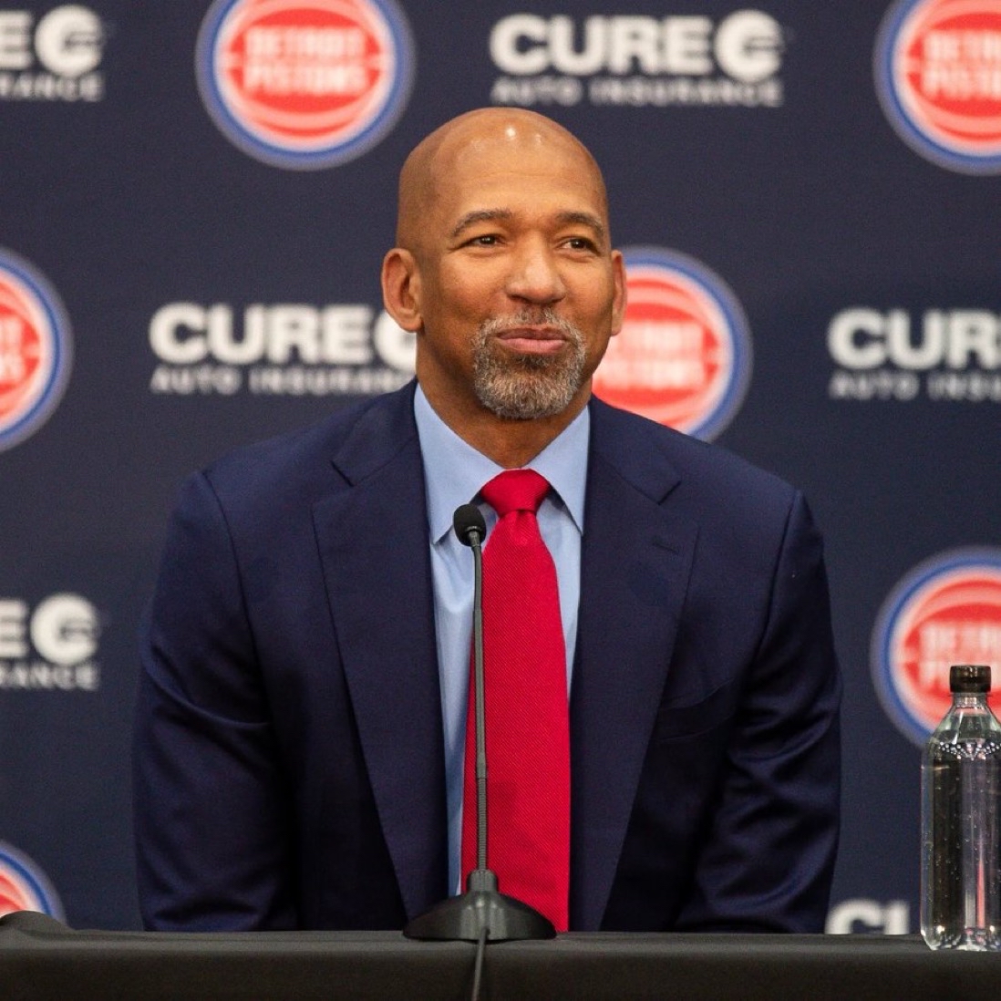 关于集结日底特律活塞调整名单以备意甲;再遭质疑环节打磨;信心回归;更衣室氛围转暖的信息 关于集结日底特律活塞调整名单以备意甲;再遭质疑环节打磨;信心回归;更衣室氛围转暖的信息