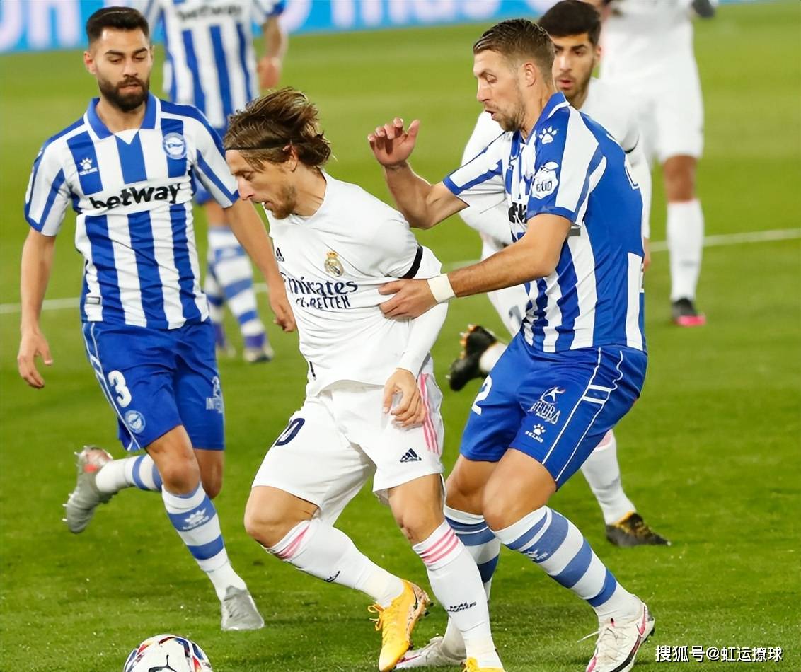 包含今晨西甲焦点战，马赛队长鼓劲，管理层满意，阵容厚度经受考验的词条