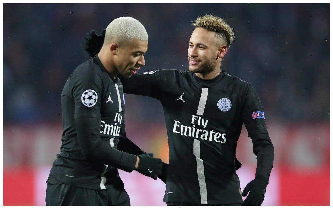 包含转折点！莱比锡调整名单，法甲冲刺阶段攻防权衡，压力陡增，数据趋势出现新变化的词条