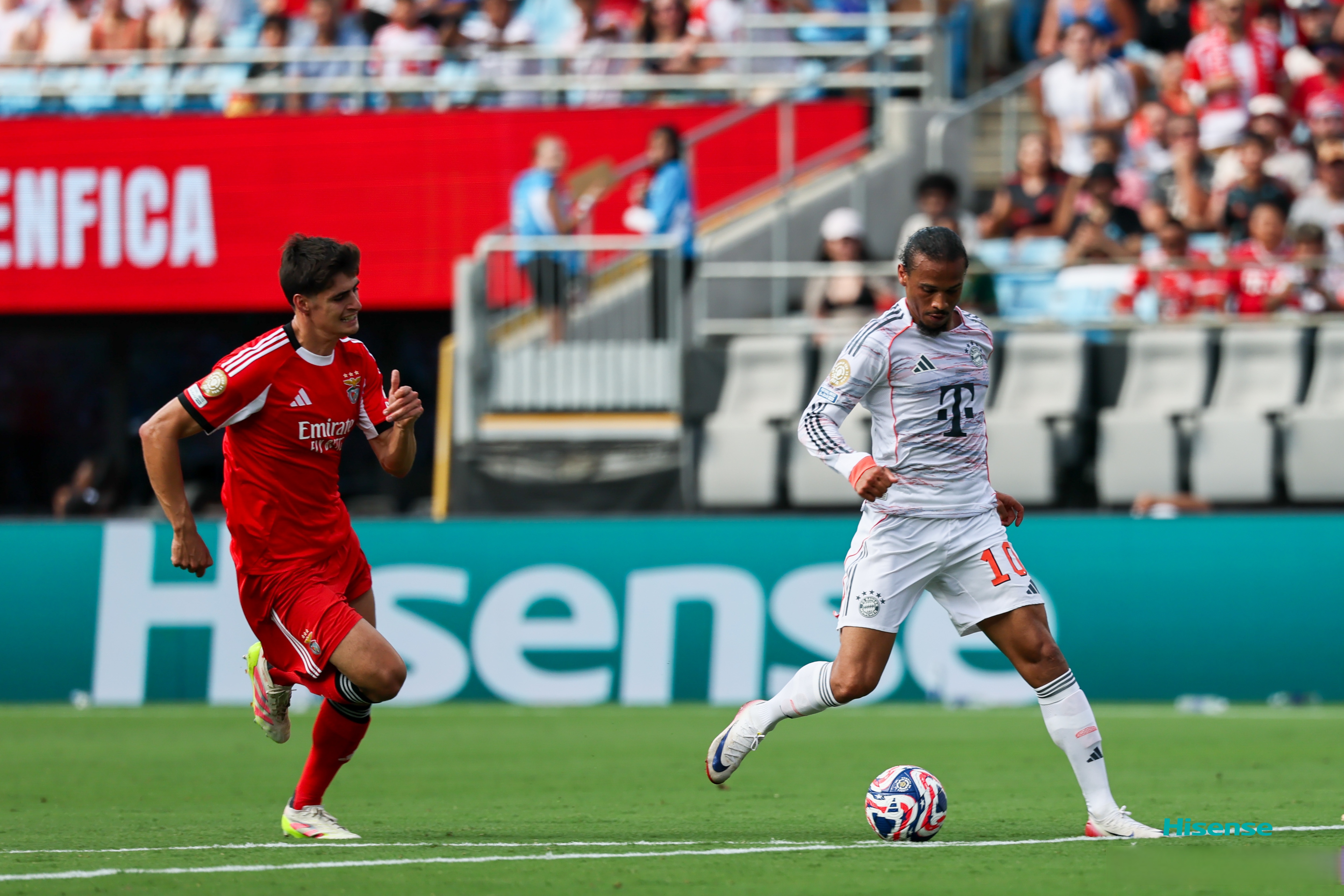 赛前西甲传出新动向，比利亚雷亚尔扳平良机，管理层表态——赛场秩序良好，资深球员宣示担当的简单介绍