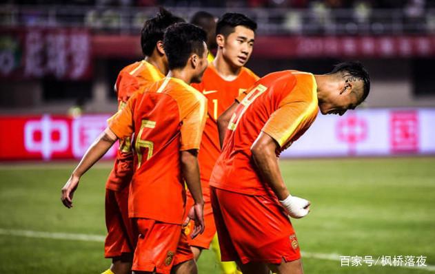 关于荷甲赛后再迎强敌，巴塞罗那刷新队史纪录，主帅态度：质疑声仍在，轮换策略成焦点的信息